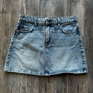 Women’s Zara Blue Denim Mini Skirt Zipper Button Pockets Medium